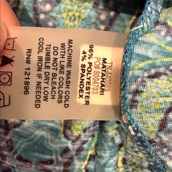 Title nine long sleeve top medium - Picture 6 of 6